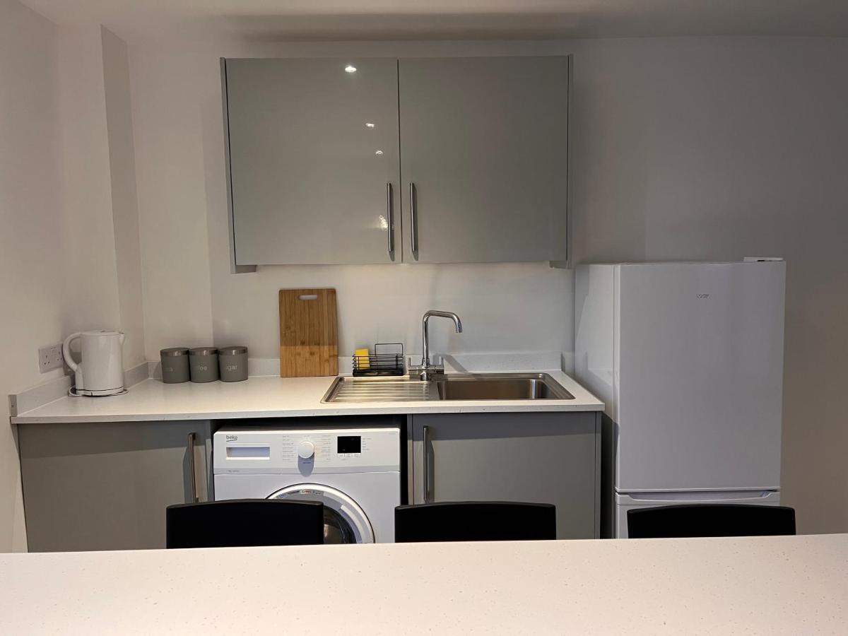 Superb Modern Flat In Northampton, Parking &Ev Apartment Exterior photo